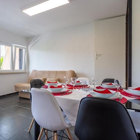 Smiljana Apartments Klimno Bagian luar foto