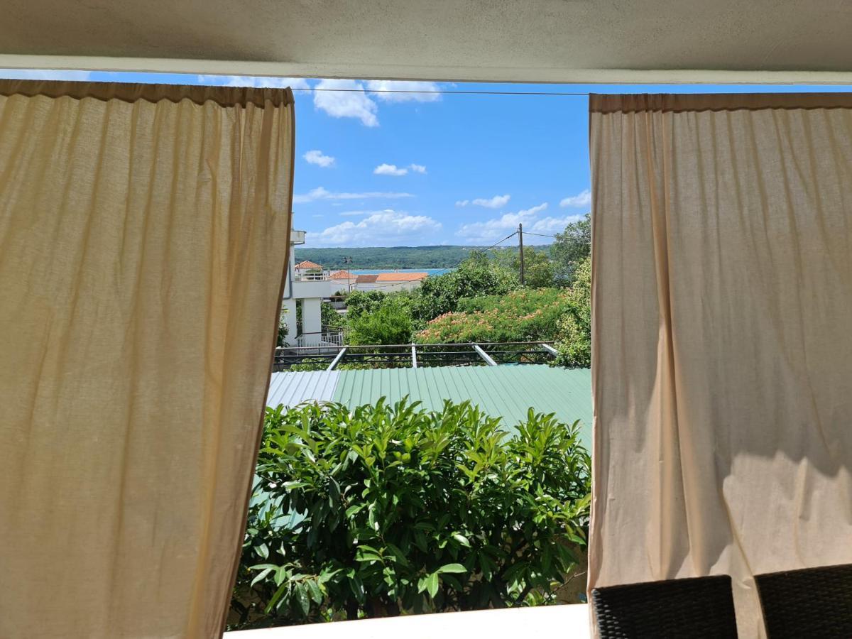 Smiljana Apartments Klimno Bagian luar foto
