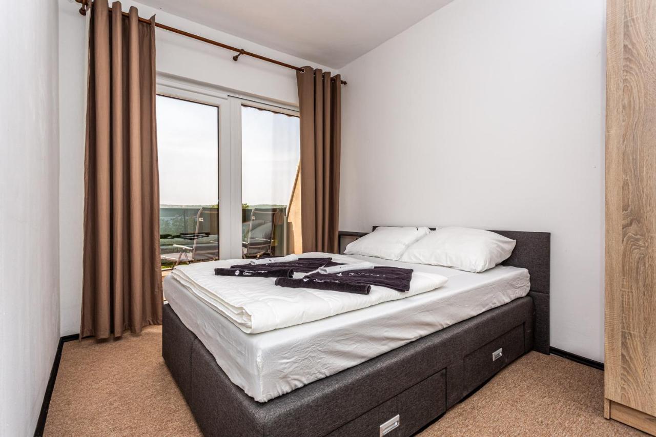 Smiljana Apartments Klimno Bagian luar foto