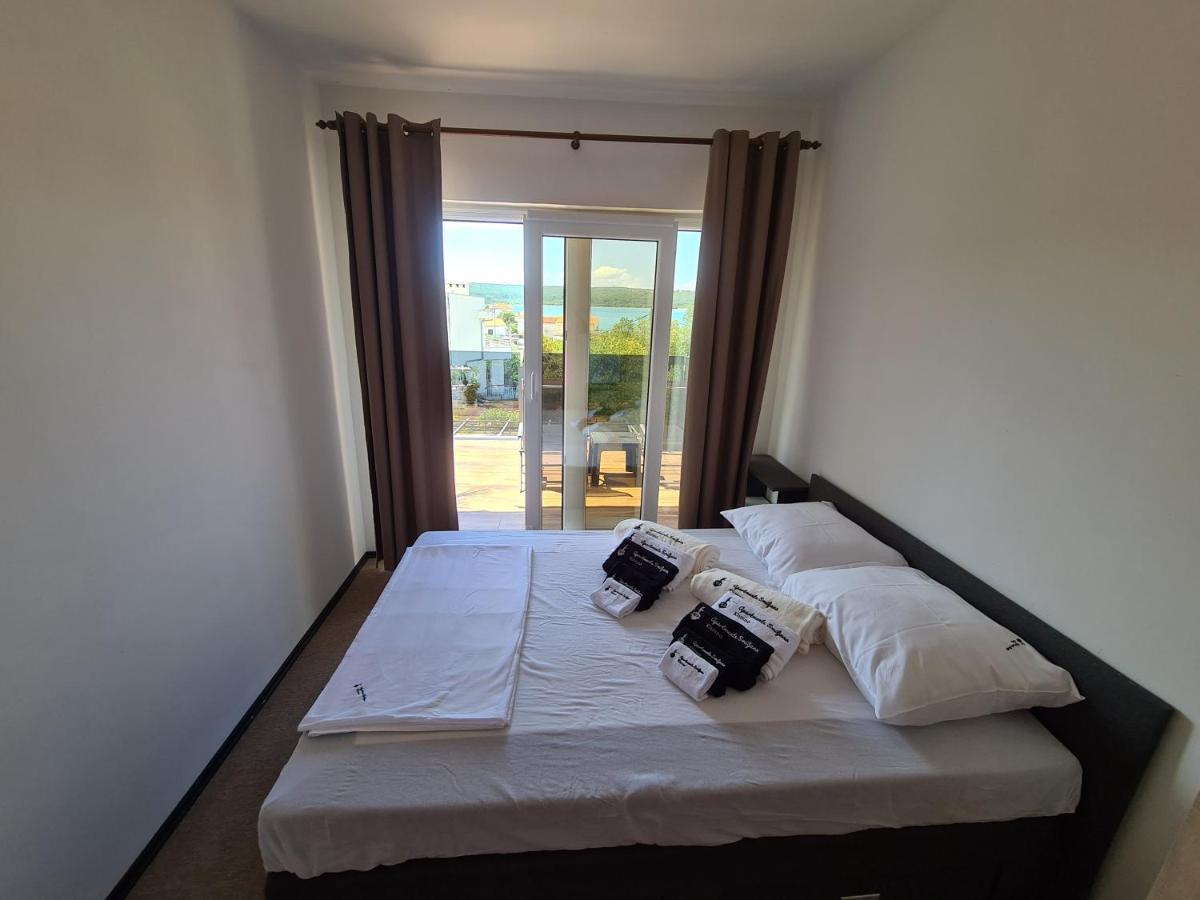Smiljana Apartments Klimno Bagian luar foto